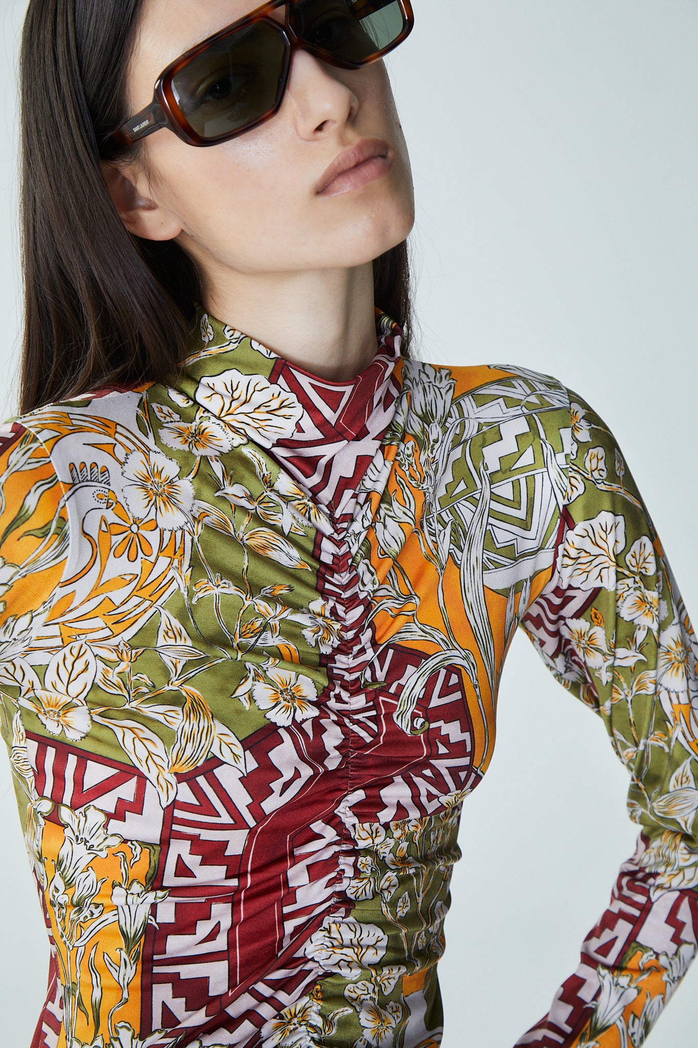 Mendoza Nuncia Turtle Neck in Cactus