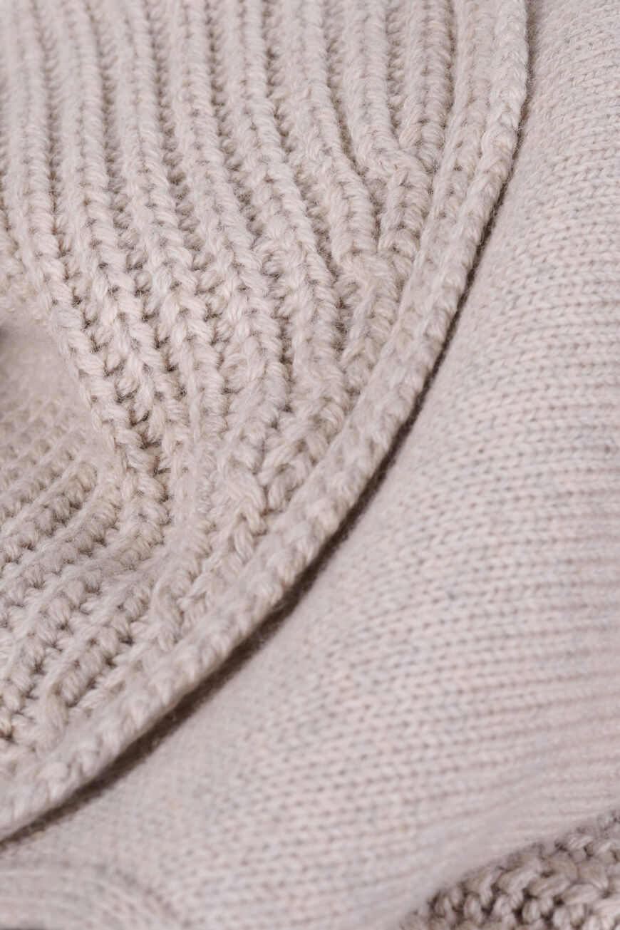 Susy Jumper. Beige