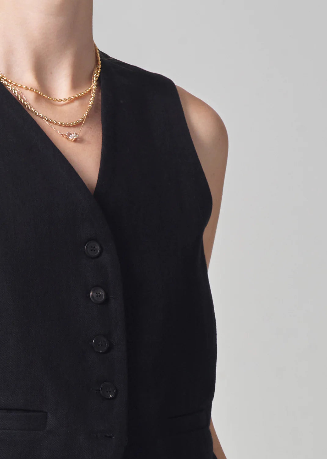Sierra Vest in Black