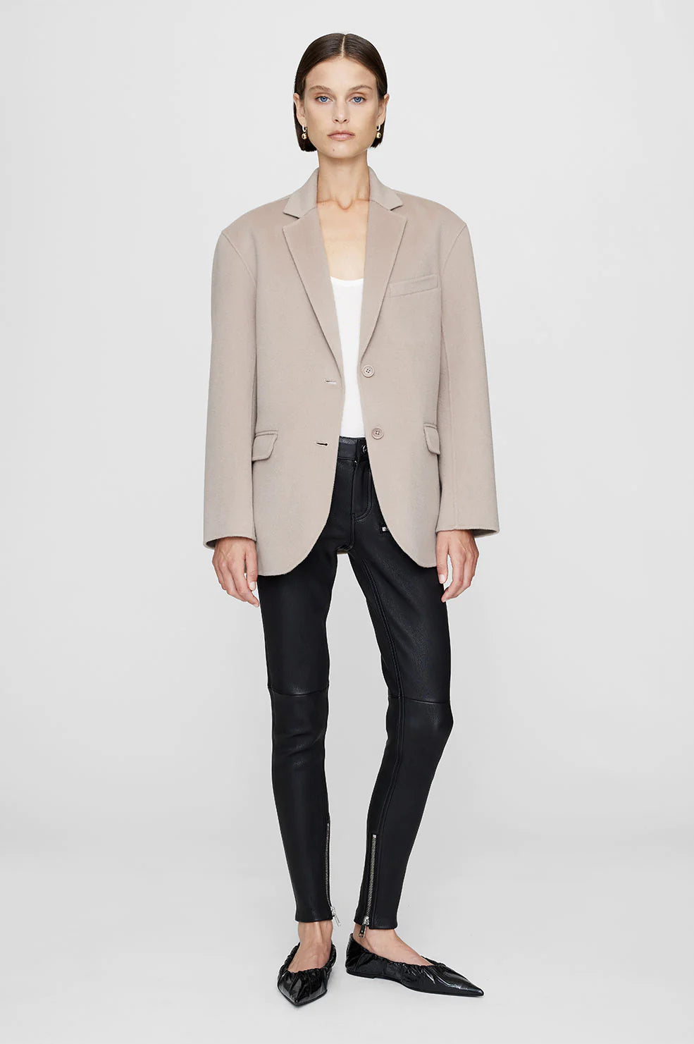 Nadine Flats in Black