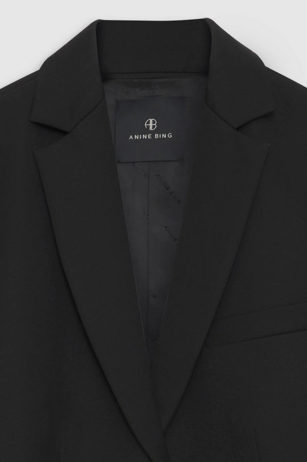 Quinn Blazer in Black