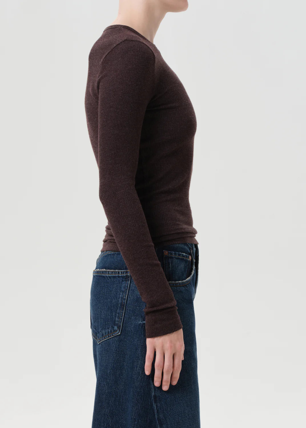 Delphi Slim Tee in Root