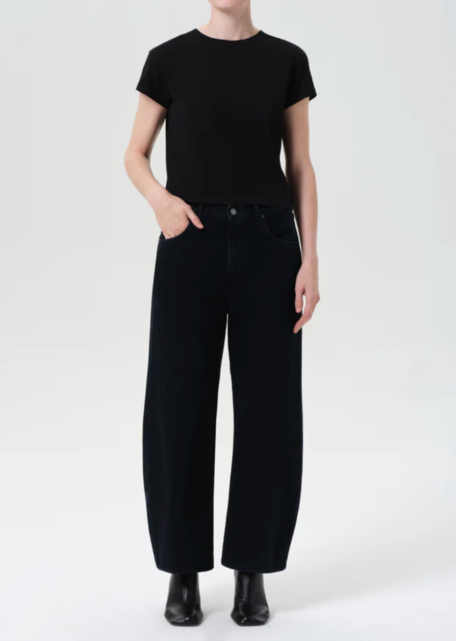 Low Curve Crop Jean in Crushed