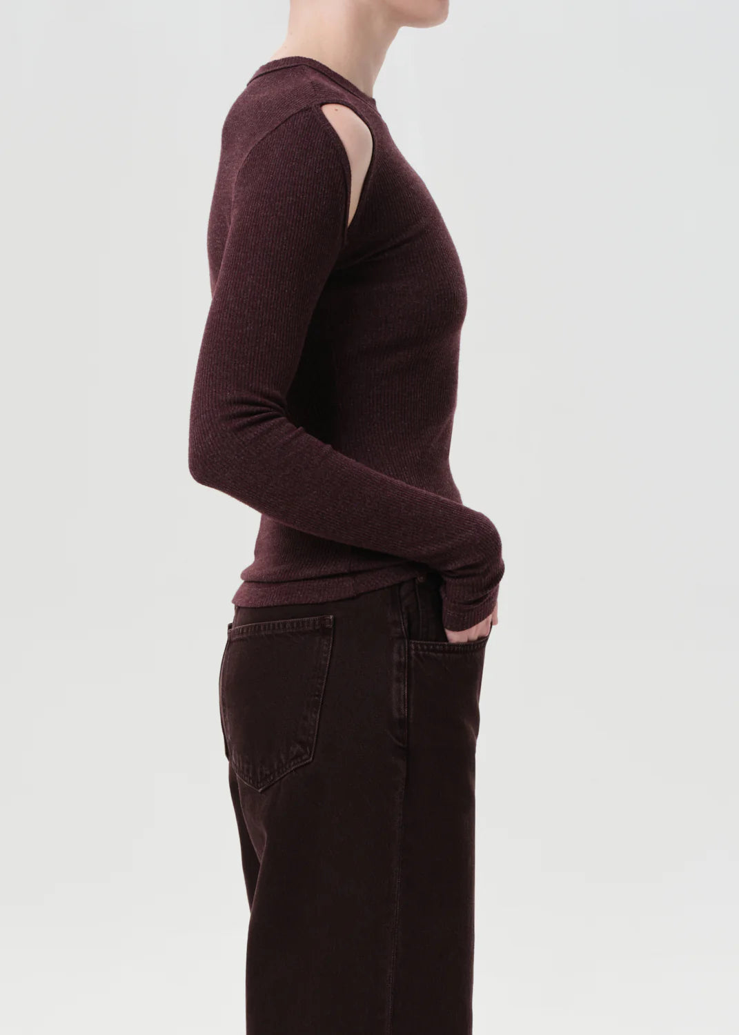 Pierce Tee in Raisin