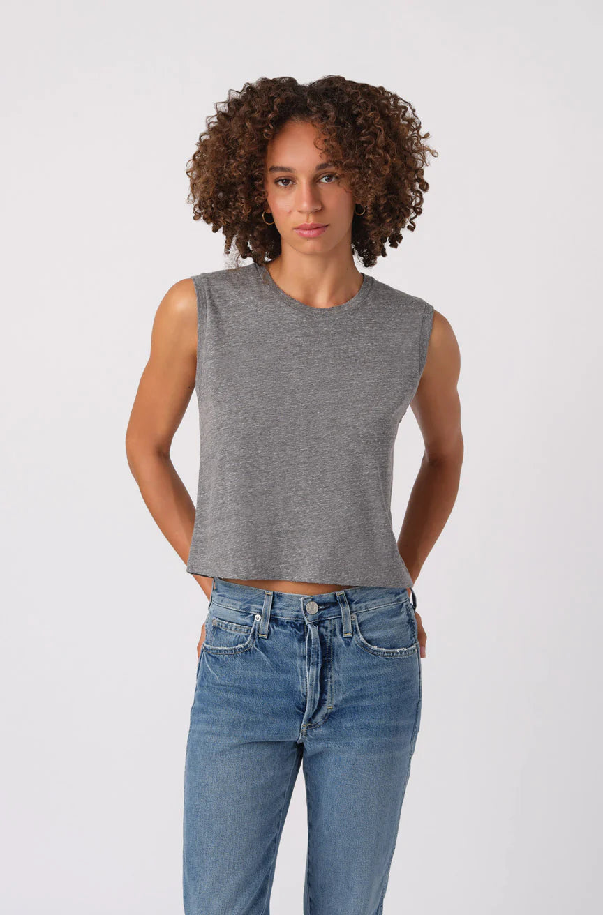 Sleeveless Babe Tee in Heather Grey