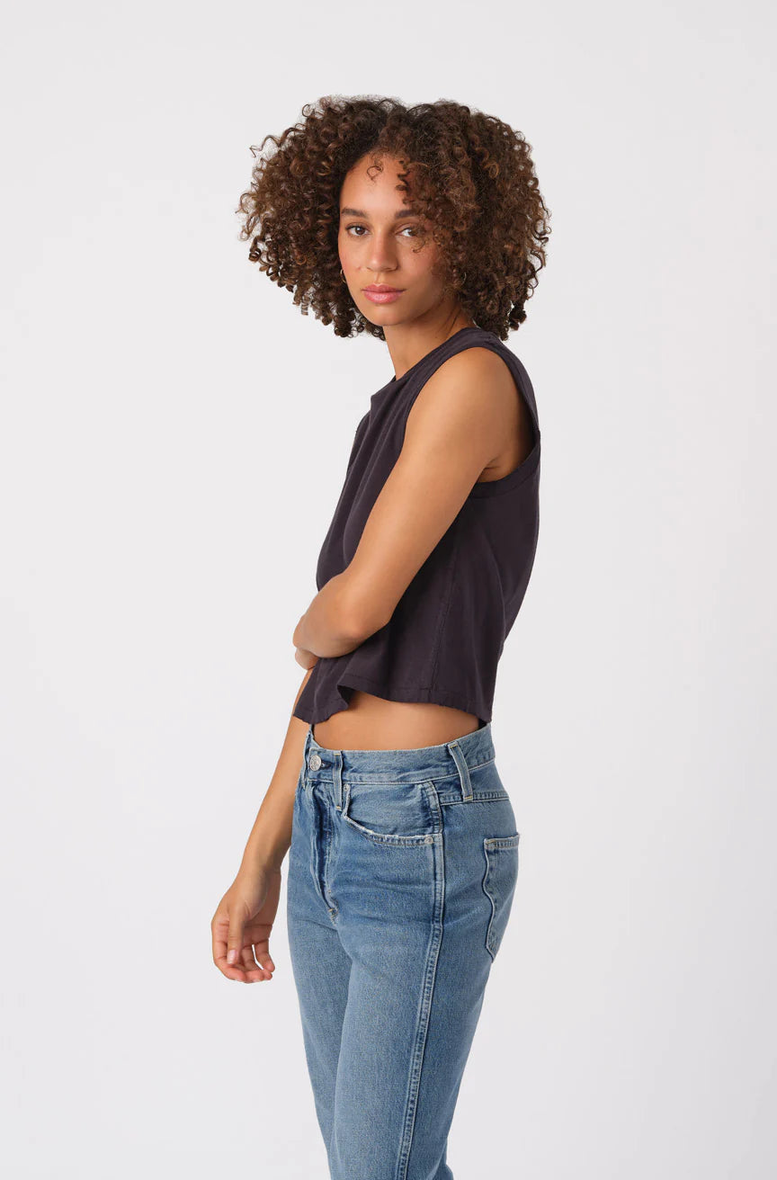 Sleeveless Babe Tee in Vintage Black