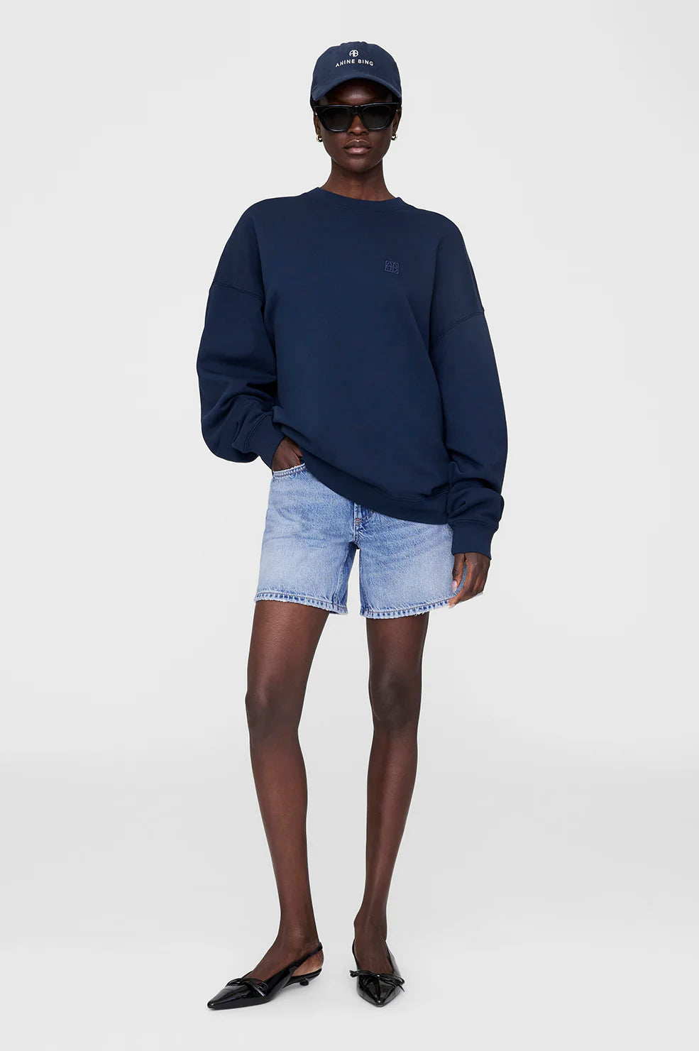 Miles Sweatshirt Framed Monogram in Washed Navy