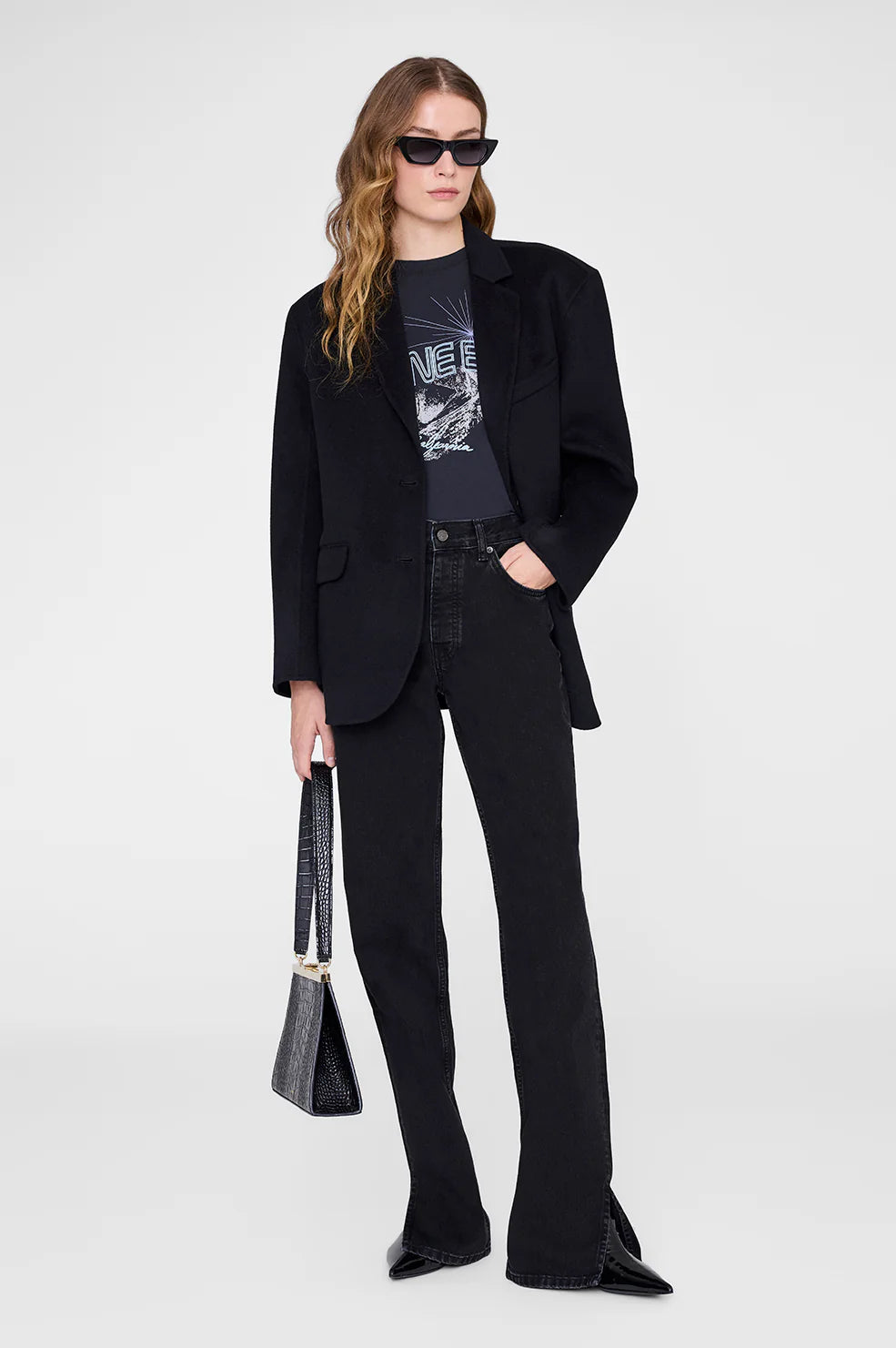 Walker Tee California in Vintage Black