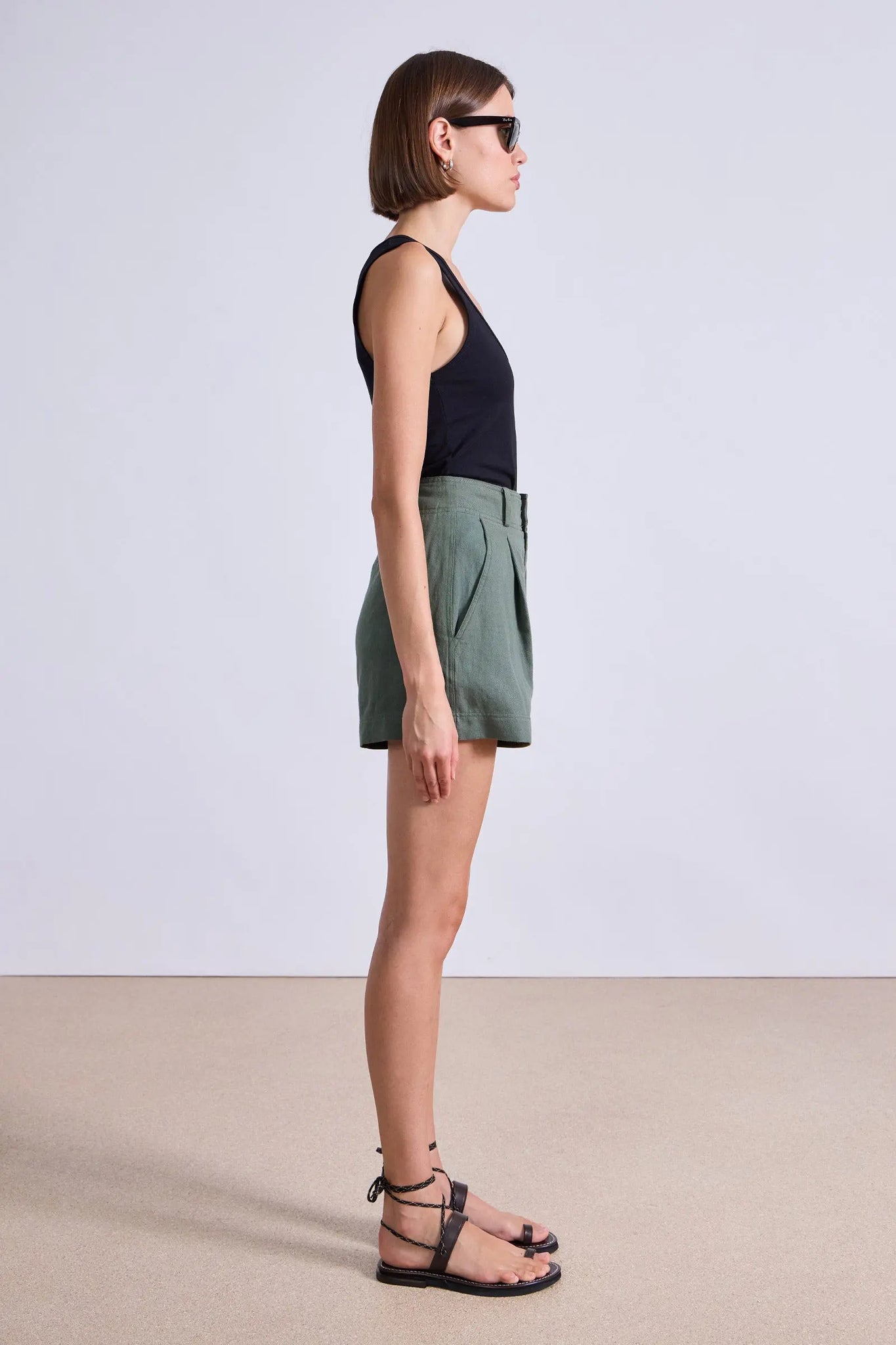 Short Bari Short in Thyme