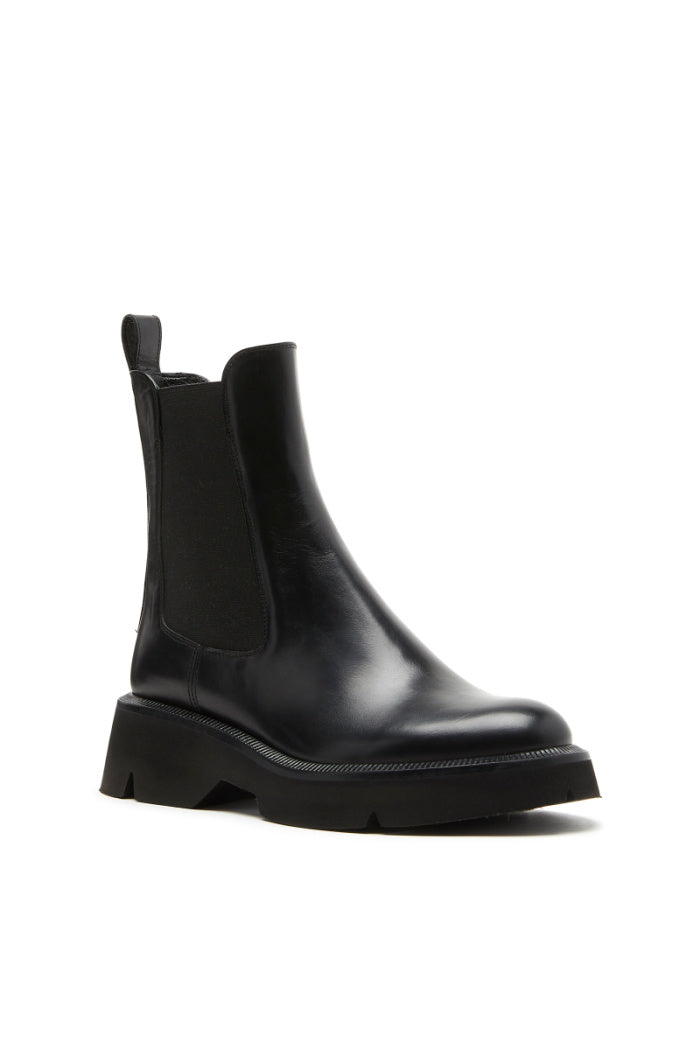 Benbase Leather Boot in Black