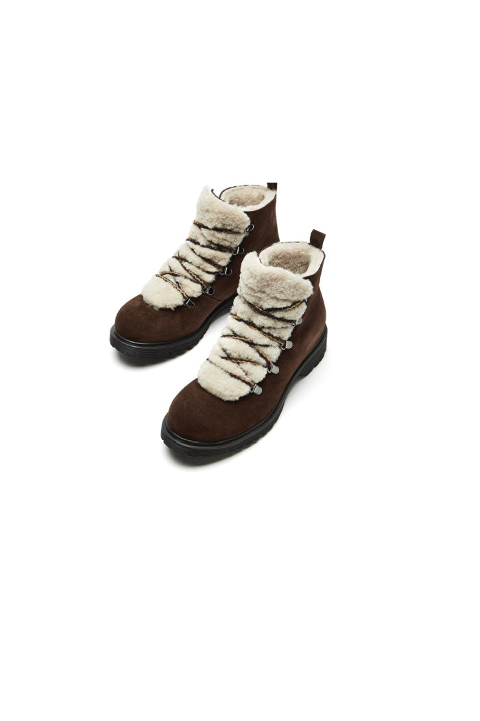 Hugo Boot in Brunette Suede