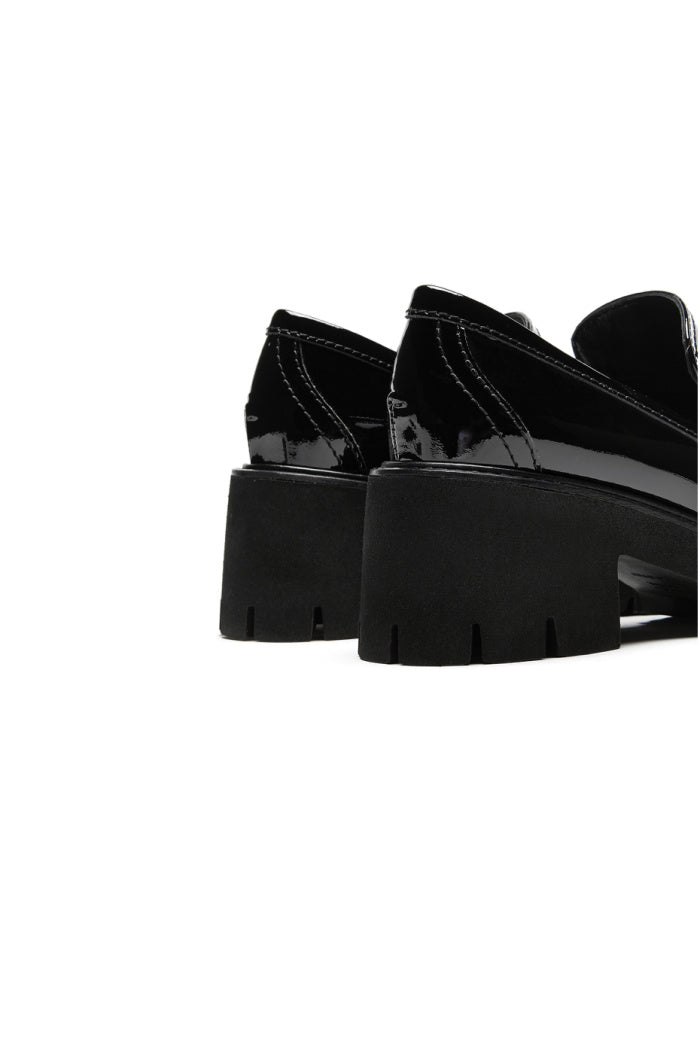 Readmid Leather Loafer in Black