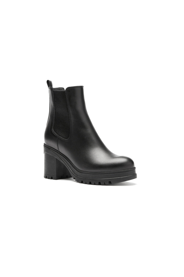 Paxton Leather Boot in Black