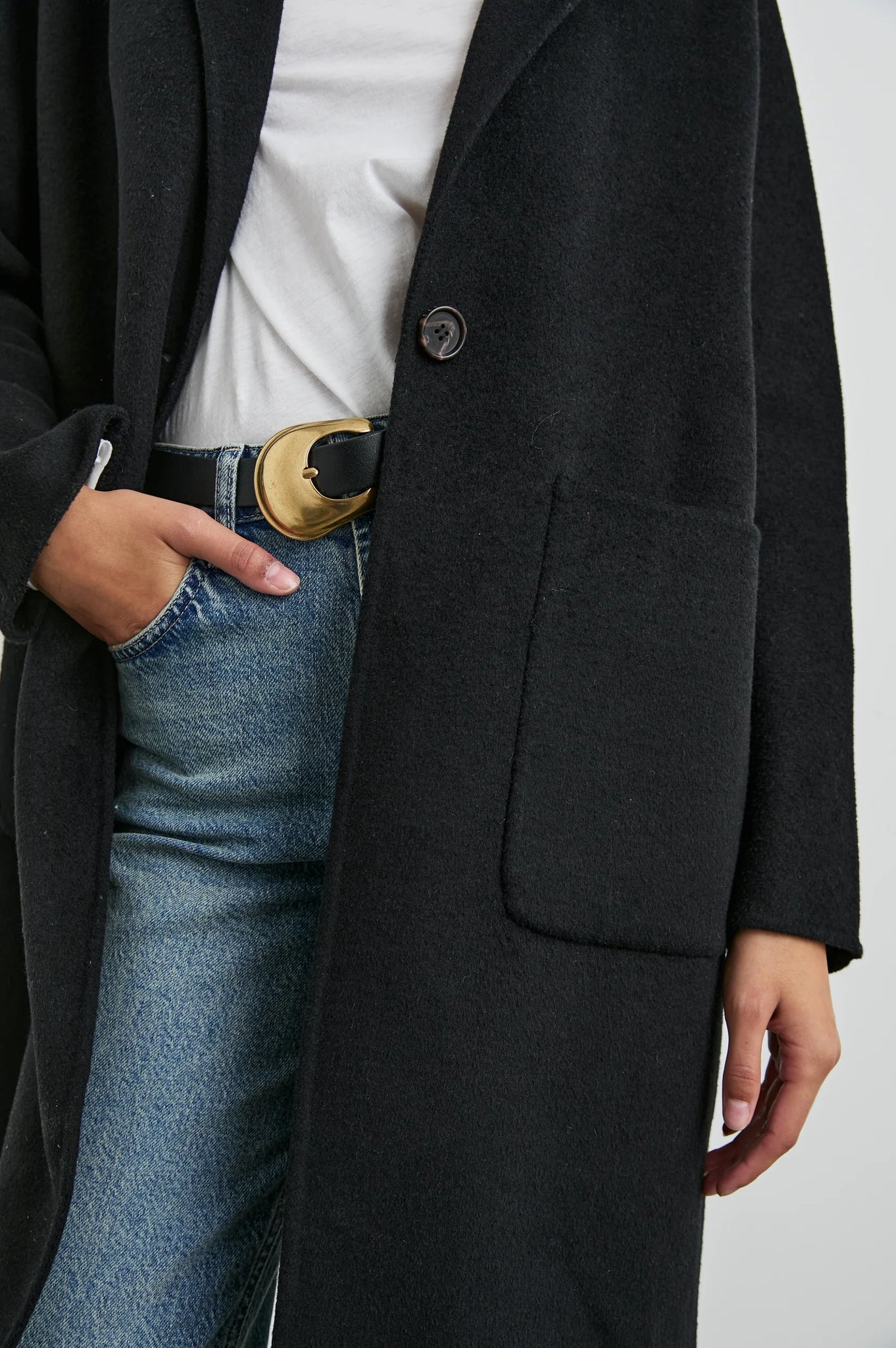 Everest Coat in Black