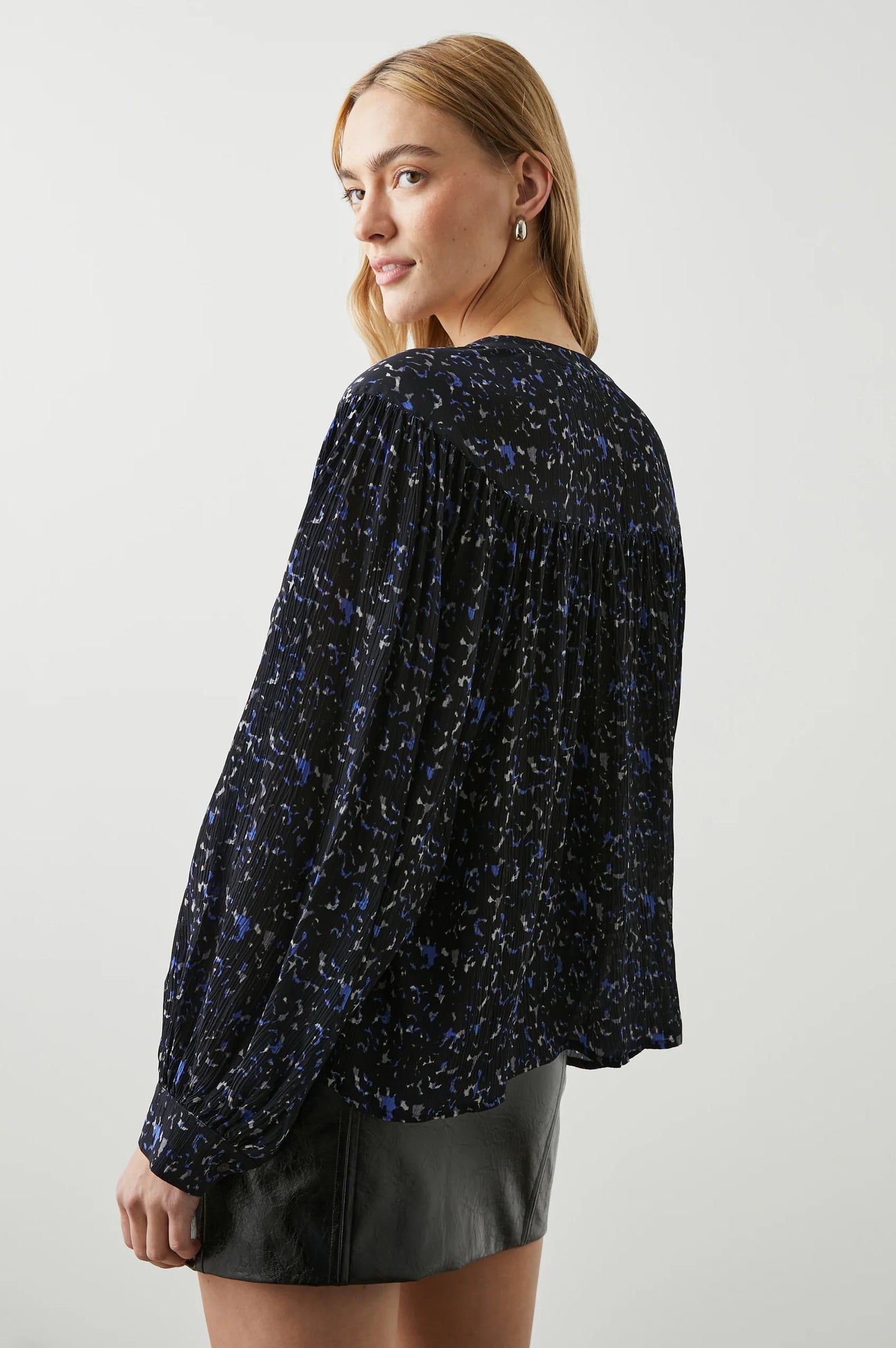 Fable Top in Cobalt Static
