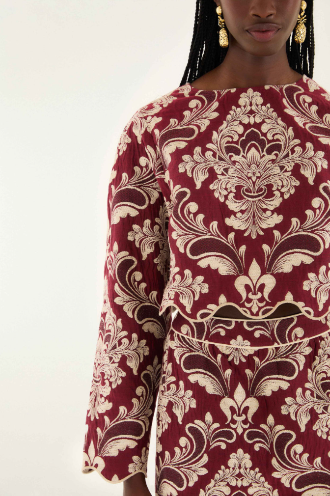Bicolor Jacquard Waves Long Sleeve Top