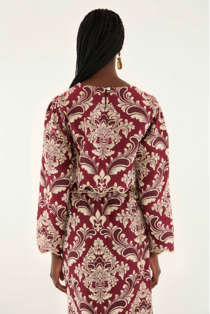 Bicolor Jacquard Waves Long Sleeve Top