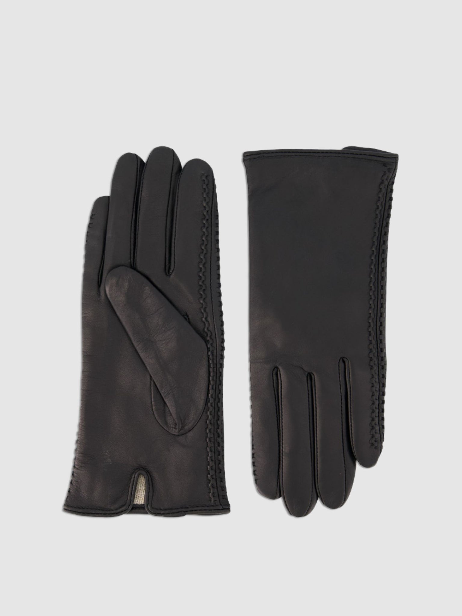 Leather Glove in Jet Black