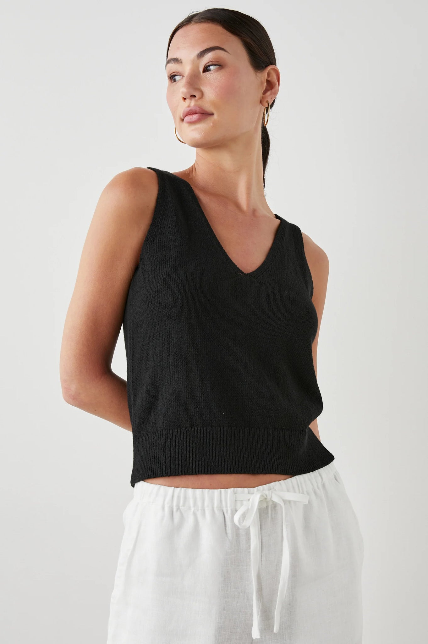 Maise Tank in Black