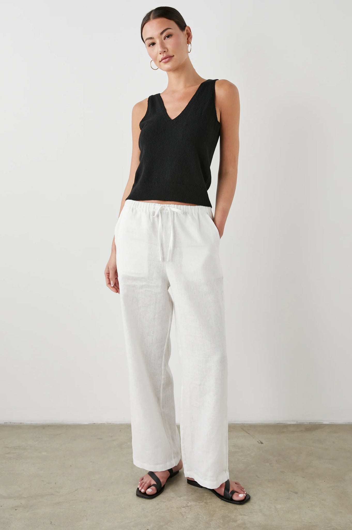 Maise Tank in Black