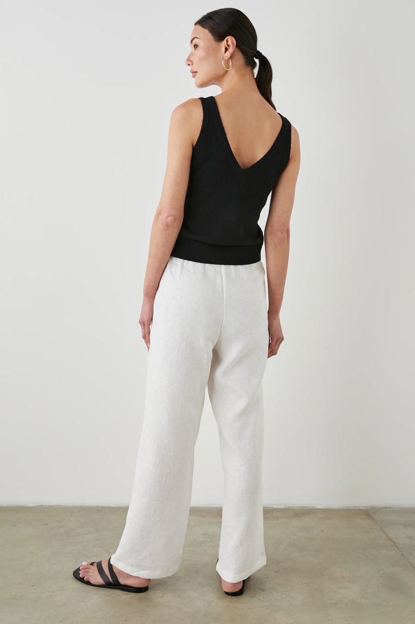 Maise Tank in Black