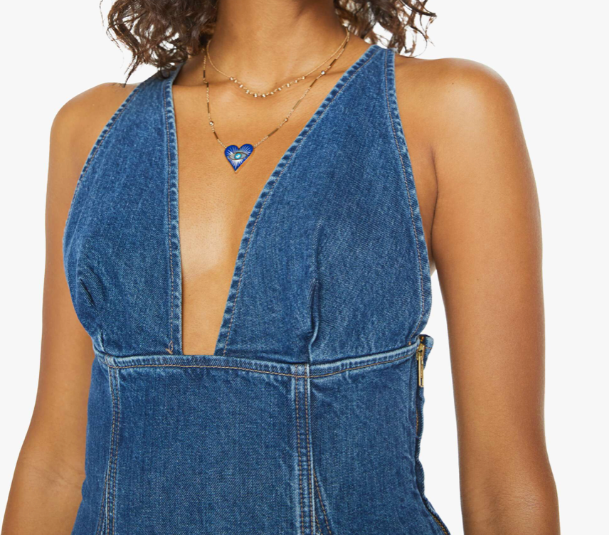 The Tit for Tat Dress Fray in Where the Sun Don't Shine