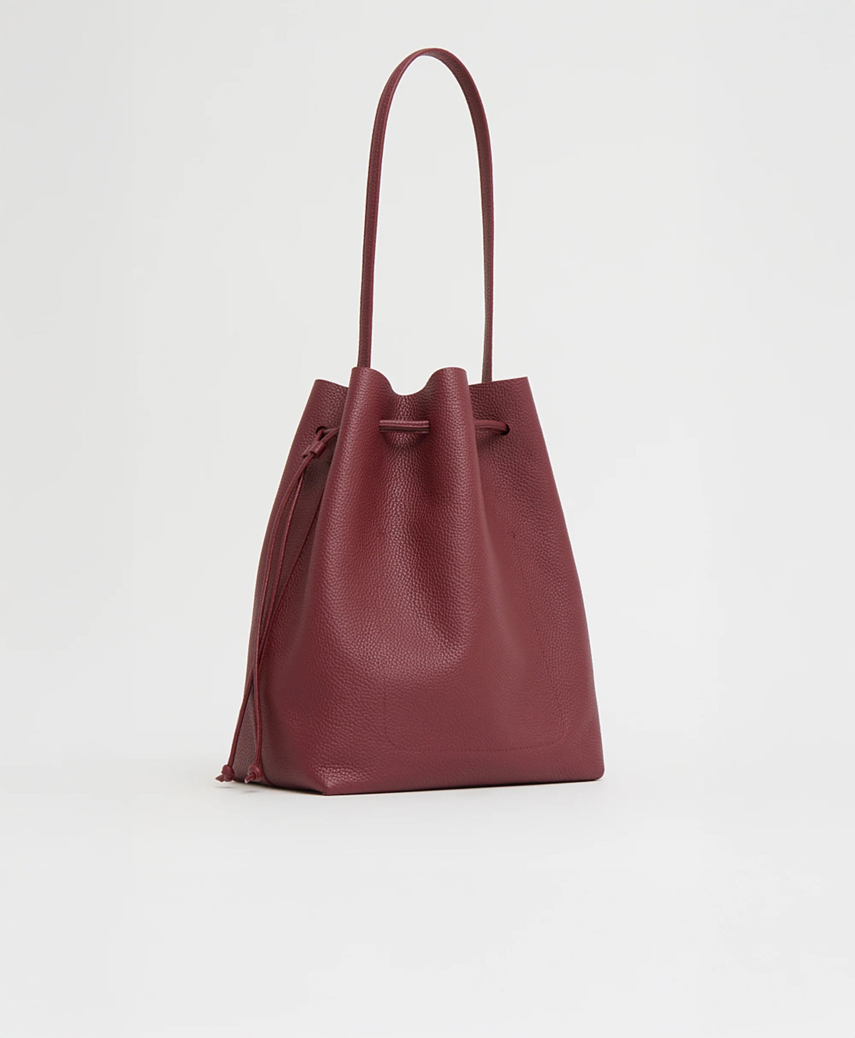 Drawstring Cabas in Oxblood