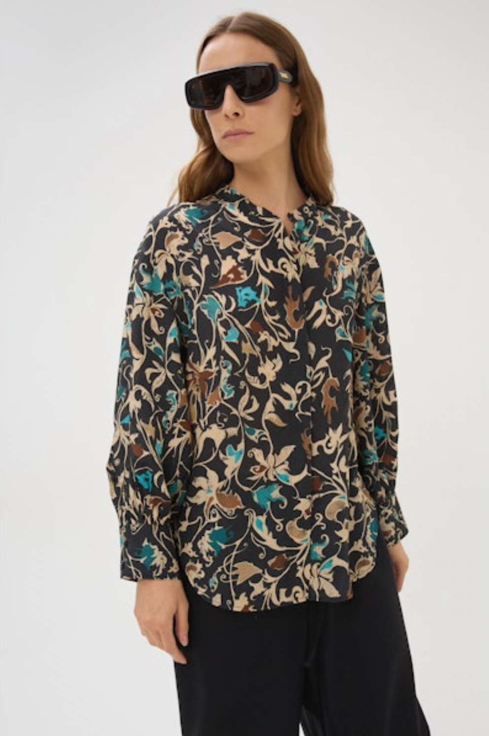 Berry Bianca Blouse in Black