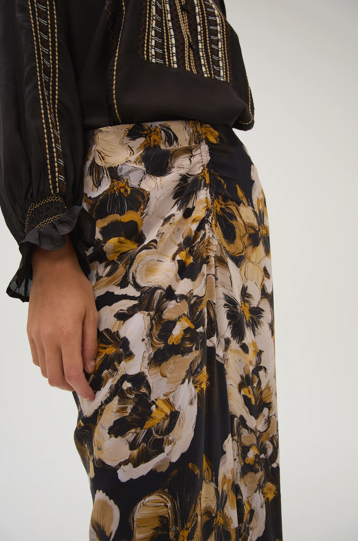Carroll Bonny Long Skirt in Brown