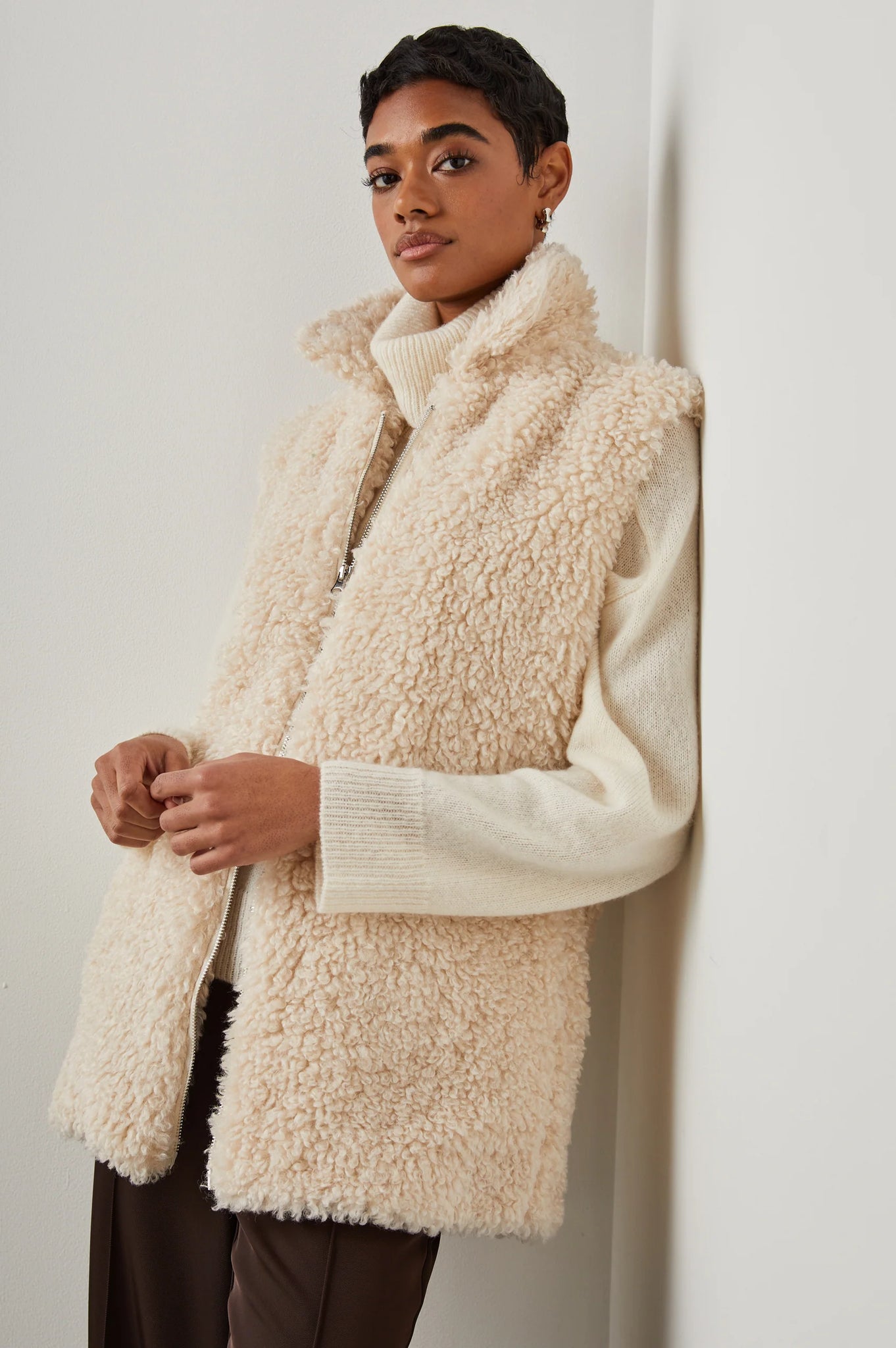 Orion Vest in Ivory