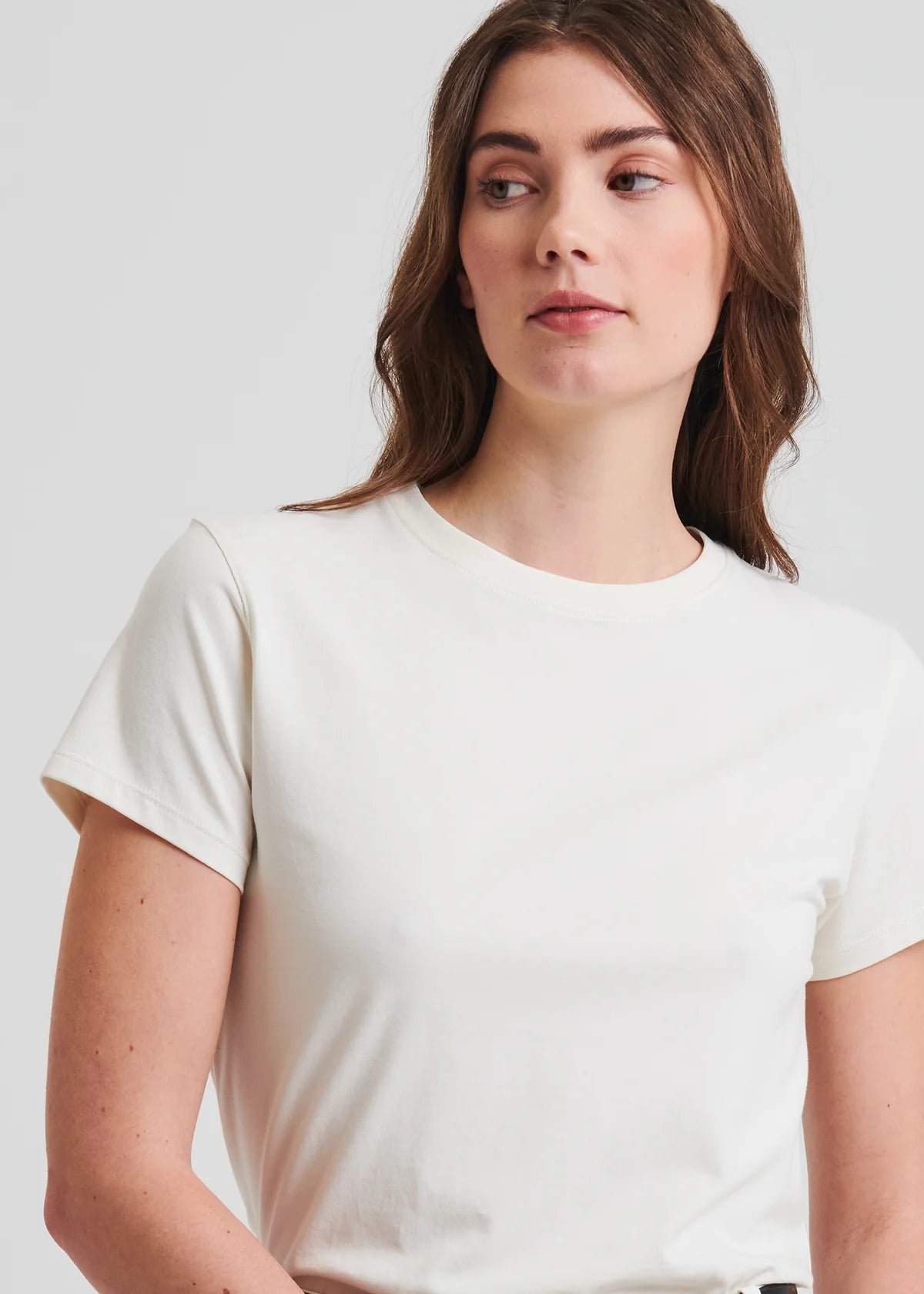 Pima Cotton Stretch Slim T-Shirt in Chalk