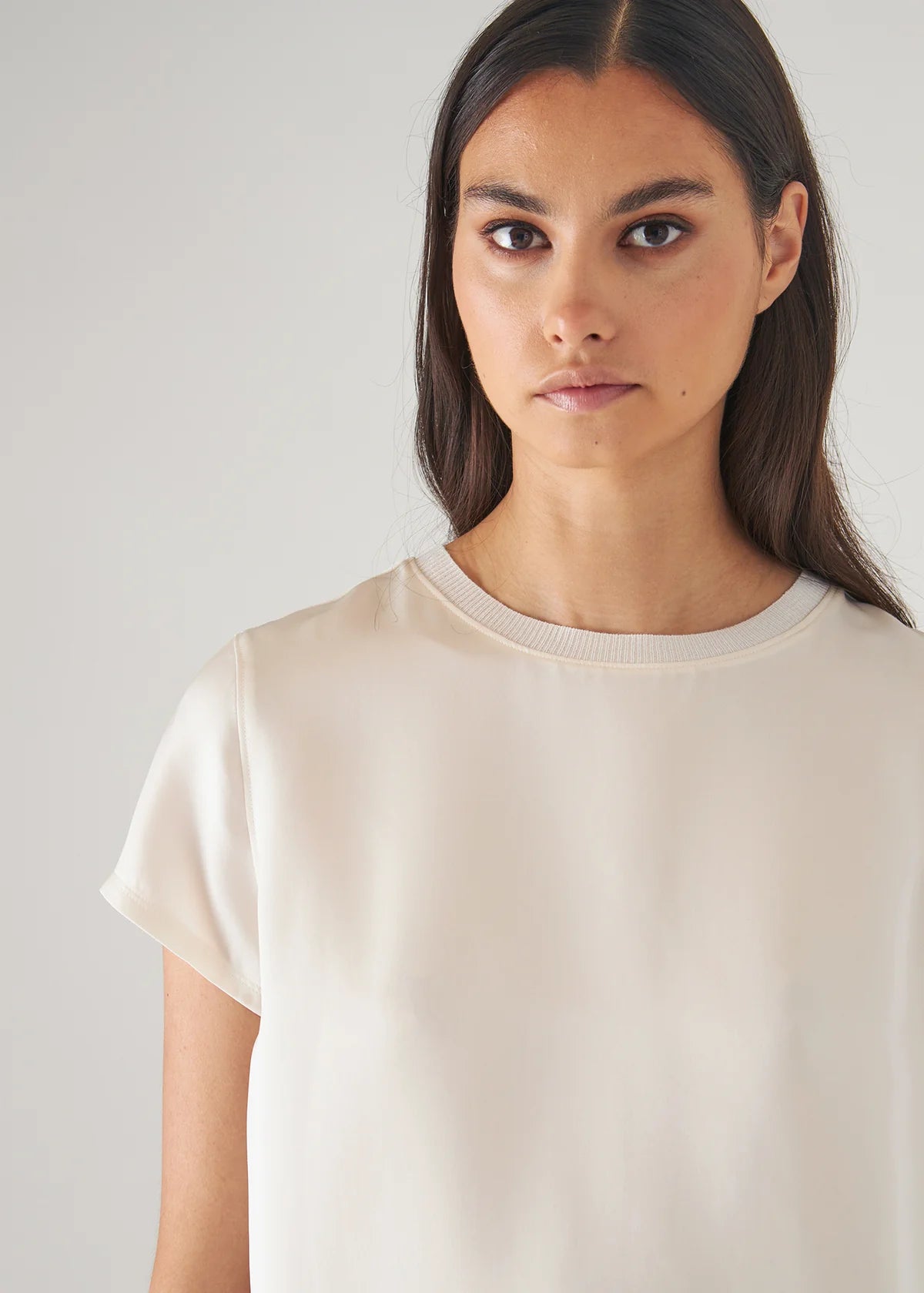 Silk Short Sleeve Crewneck in Ecru