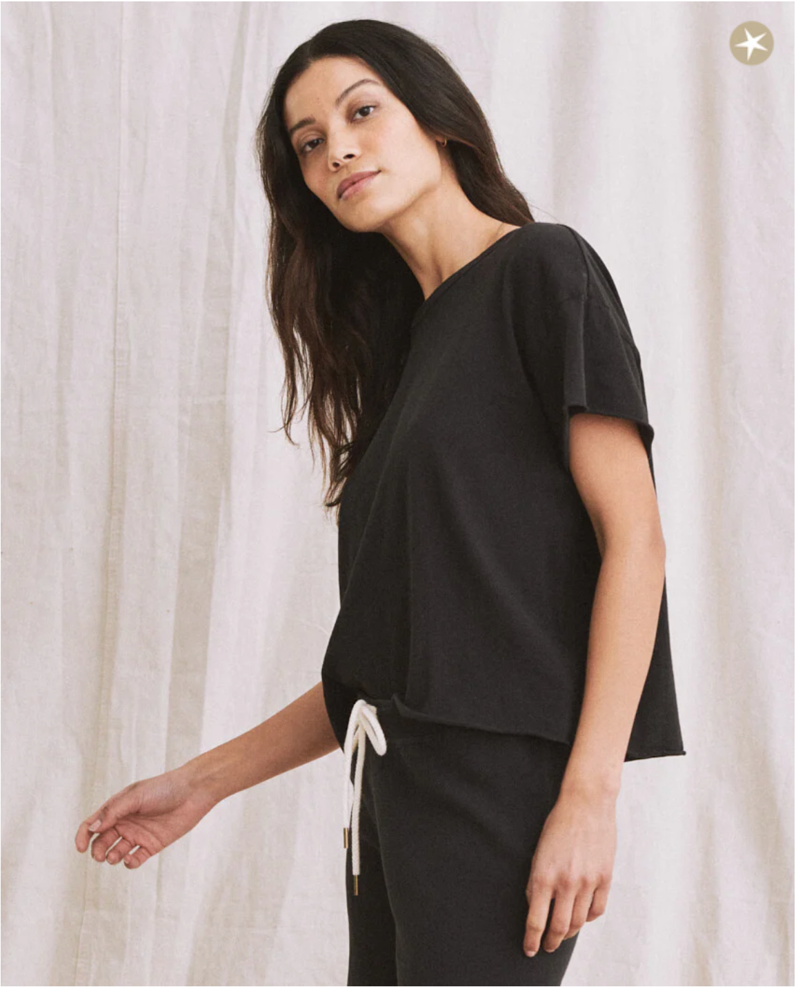 The Crop Tee. Almost Black