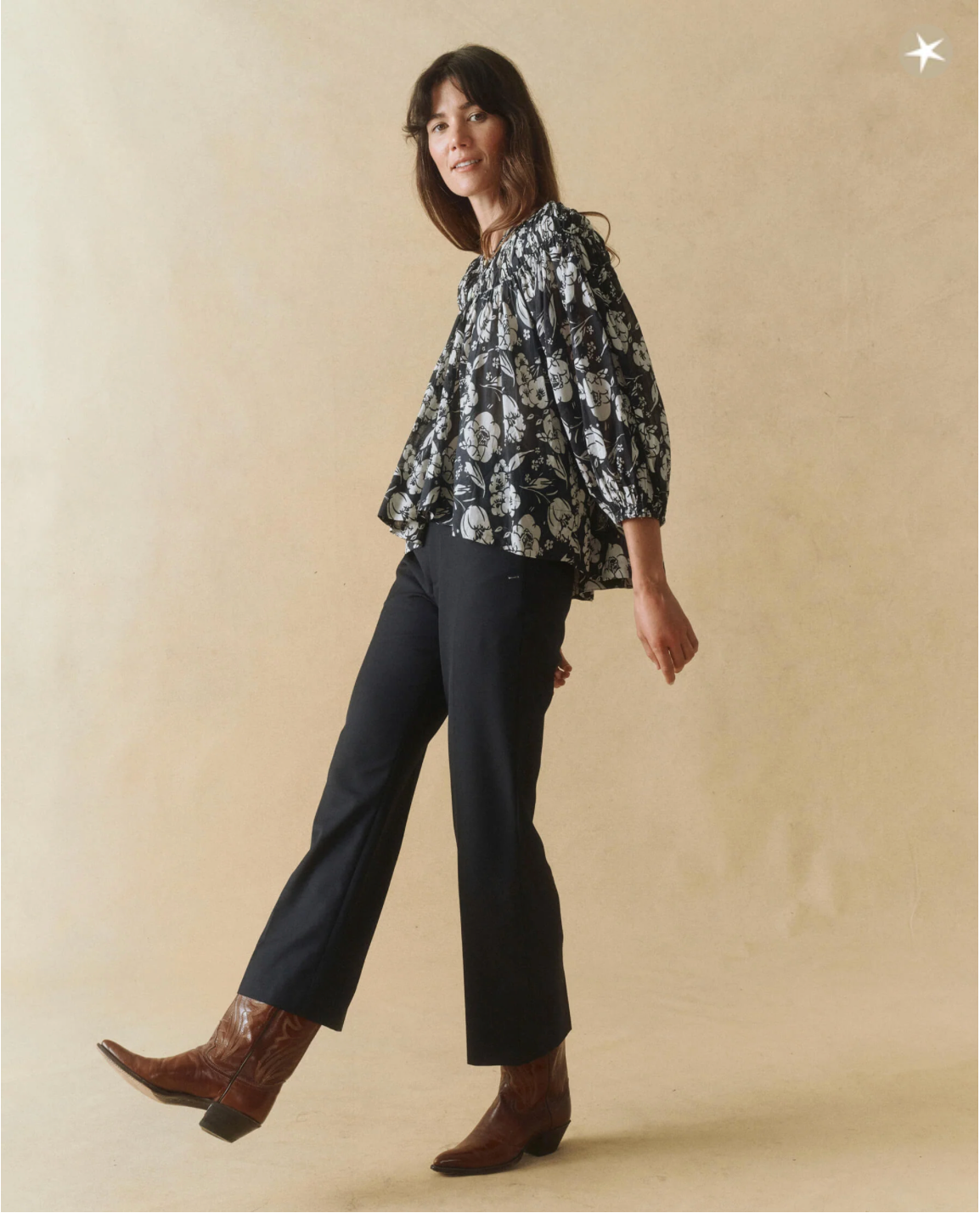 The Swift Top. Navy Whisper Floral
