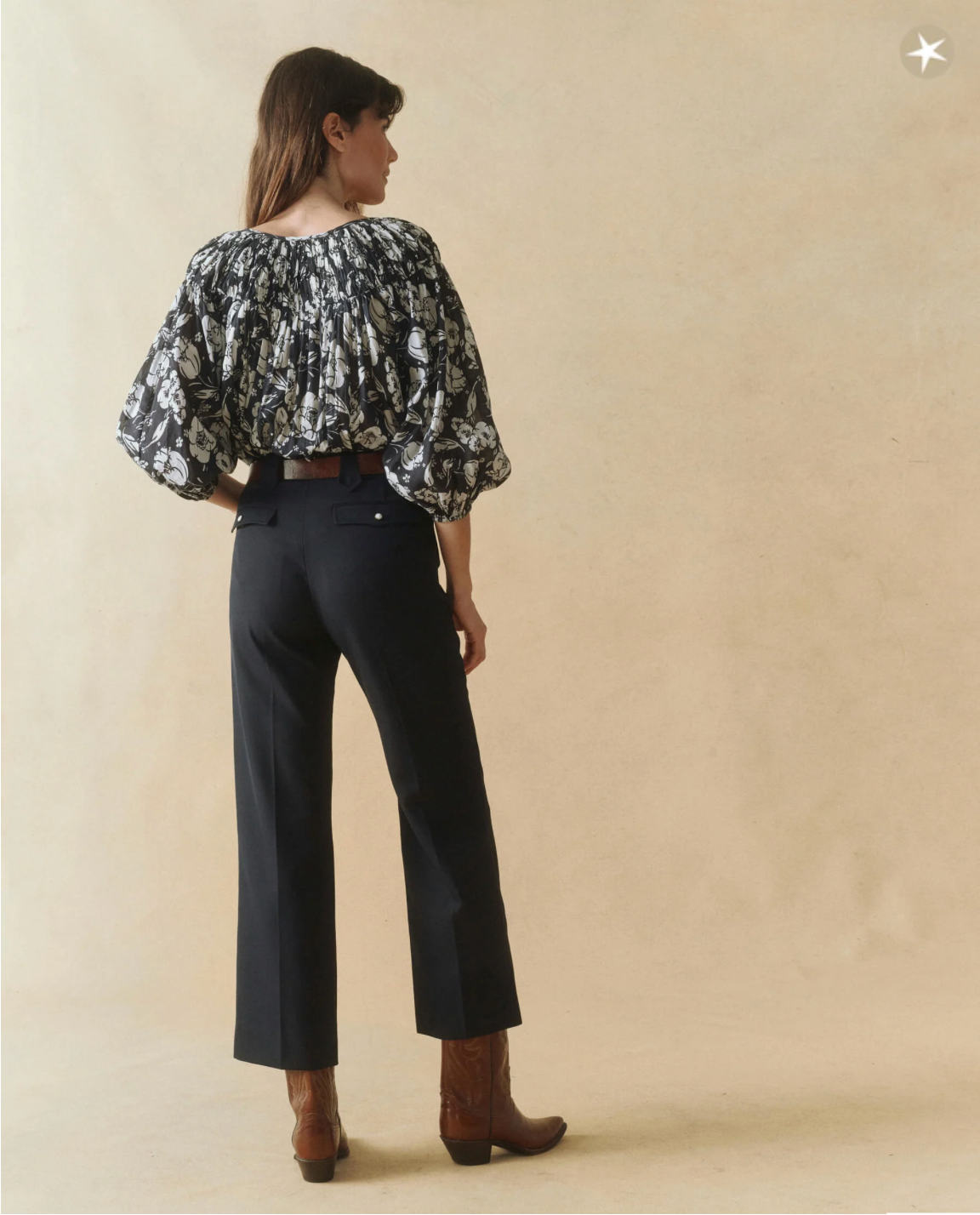 The Swift Top. Navy Whisper Floral
