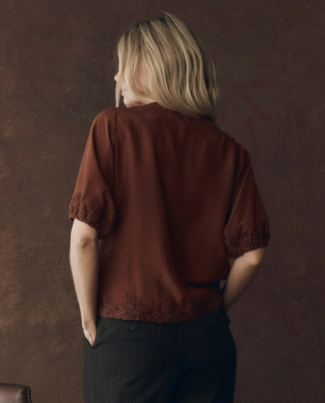 The Short Sleeve Legacy Top. Chocolate