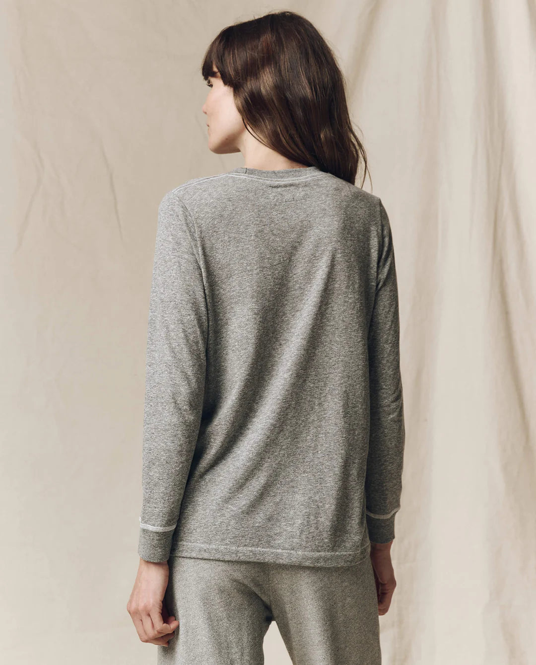 The Long Sleeve Slim Tee. Heather Grey