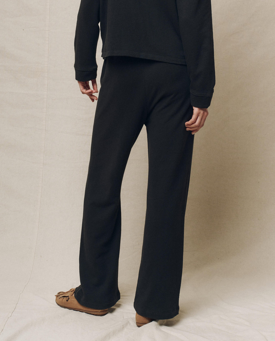 The Victory Sweatpant. Almost Black