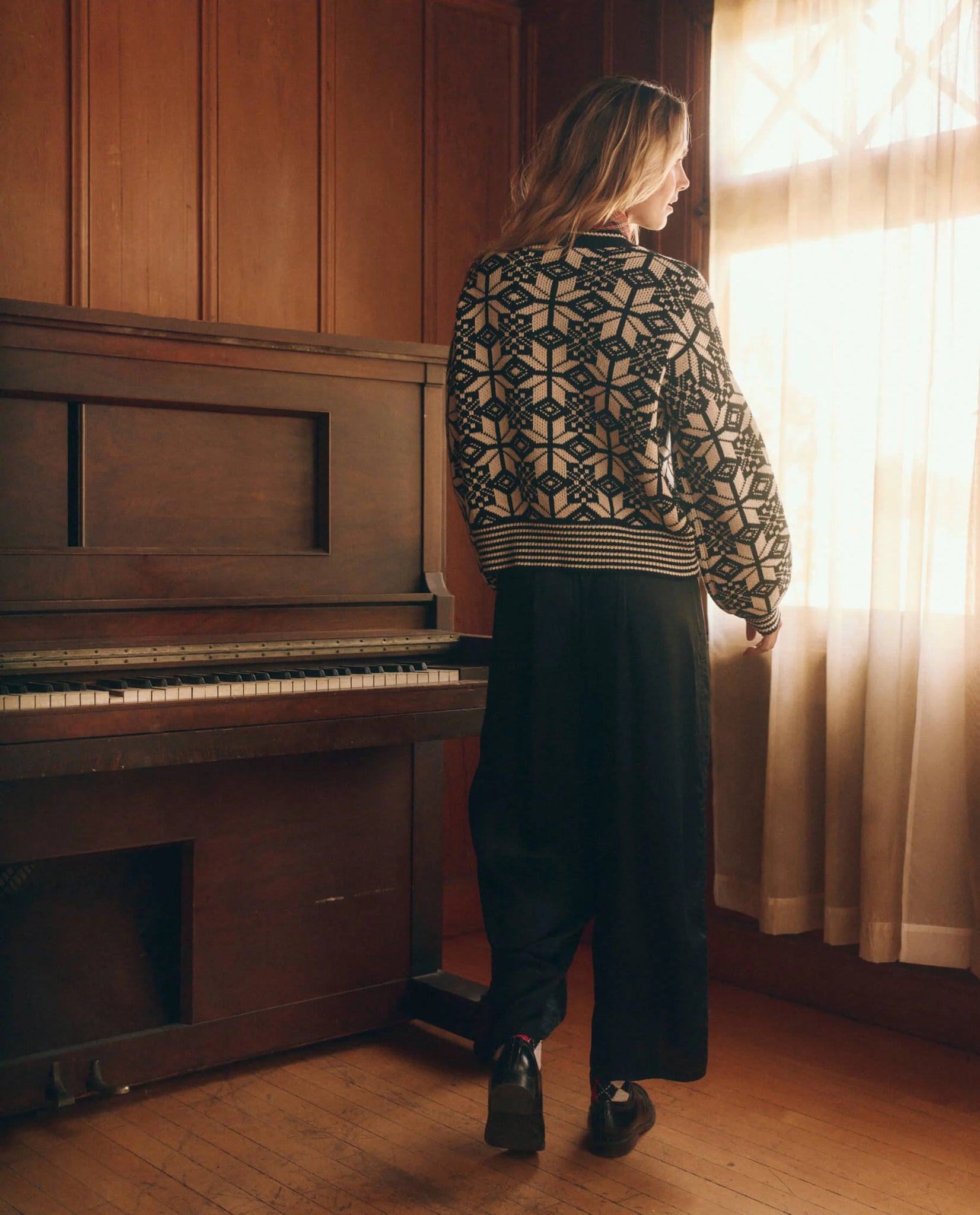 The Snowflake Pullover. Licorice