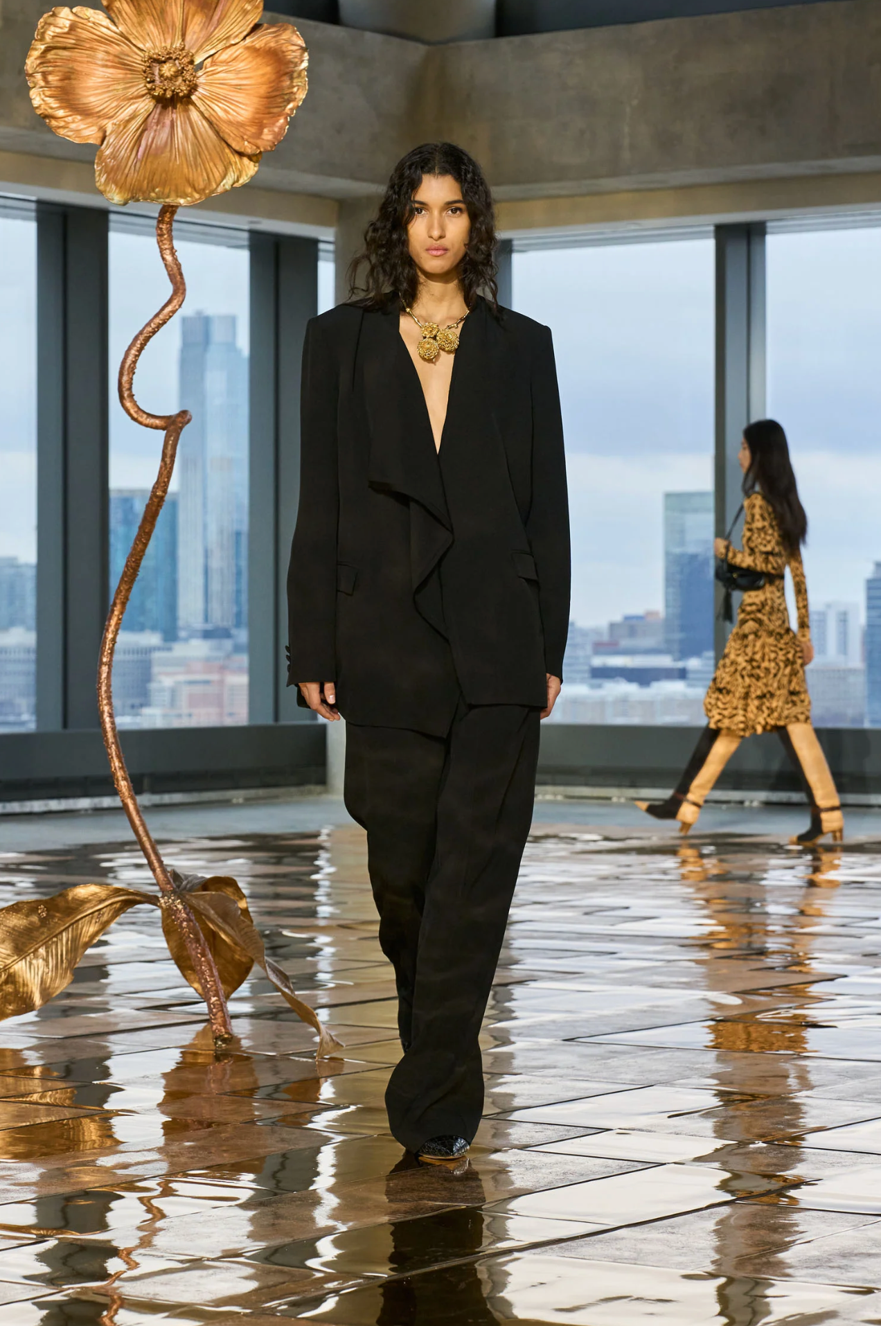 Elea Draped Front Jacket in Noir