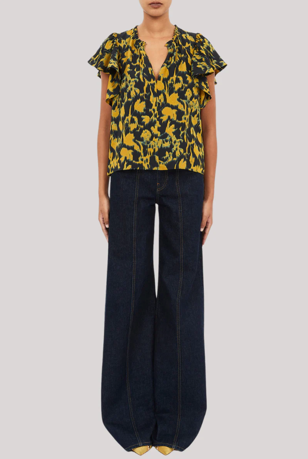Lilo Flutter Sleeve Blouse in Verdite