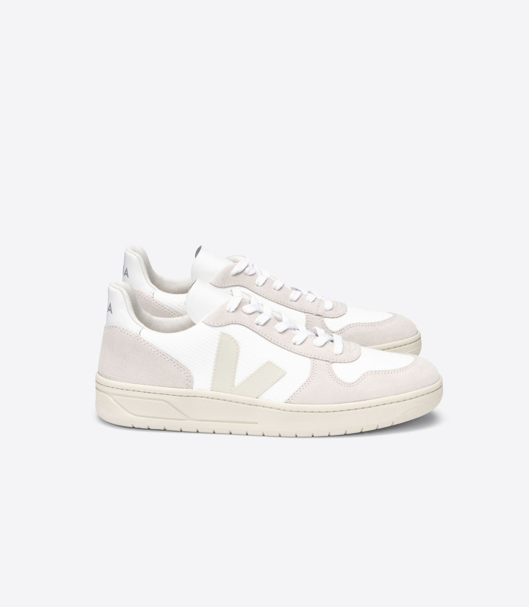V-10 B-Mesh in White Natural Pierre