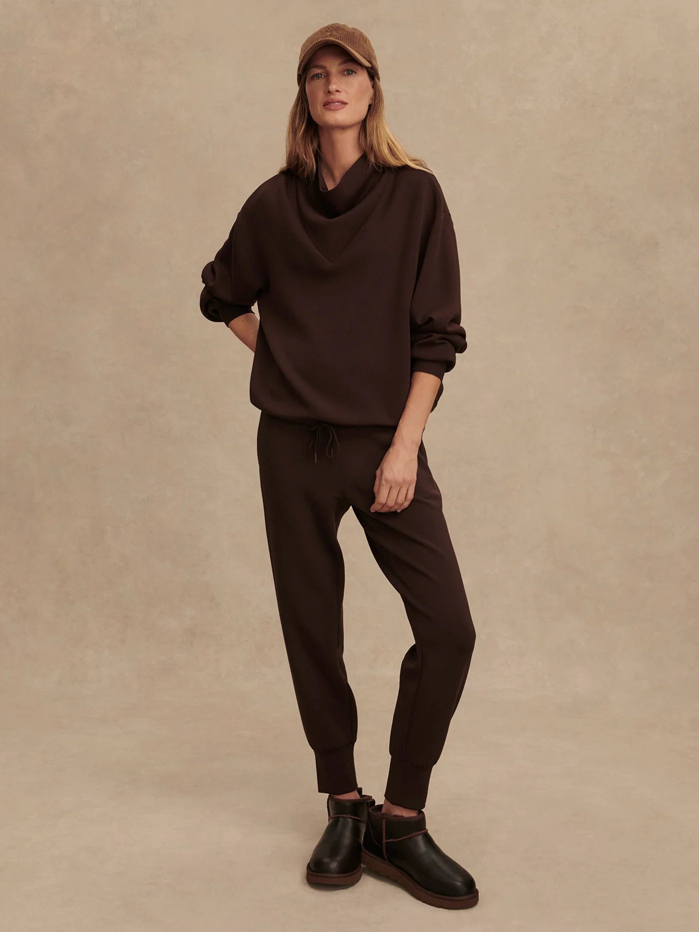 The Slim Cuff Pant 27.5" in Coffee Bean