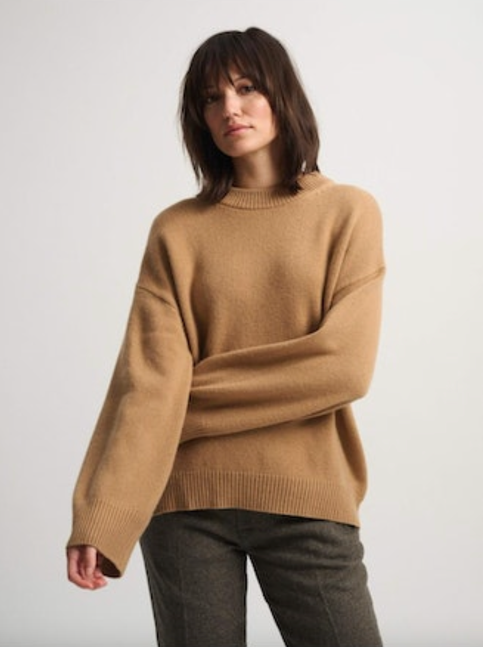 Cashmere Blend Cozy Crewneck in Teakwood