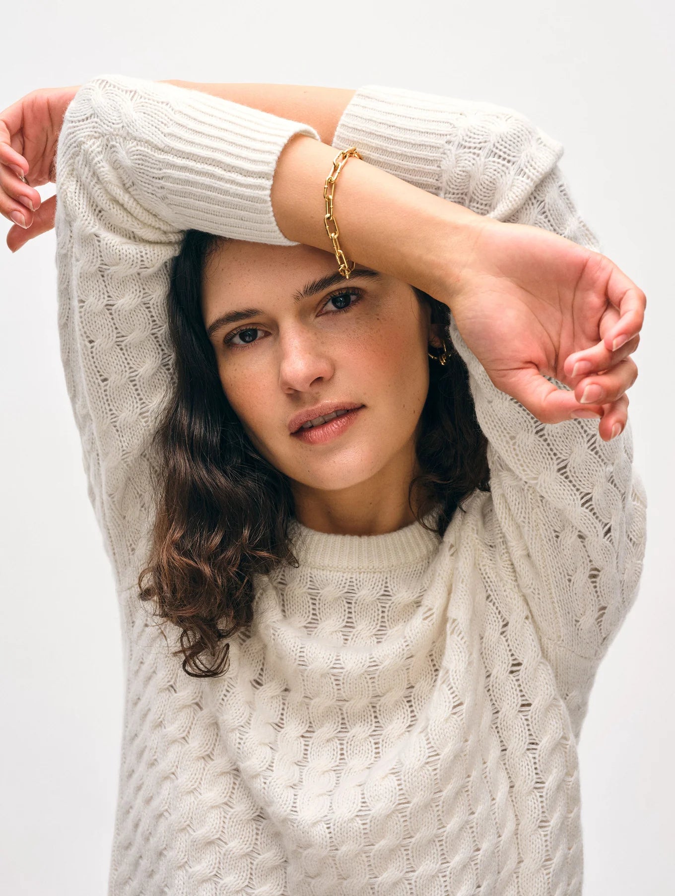 Cashmere Cable Shrunken Crew in Soft White