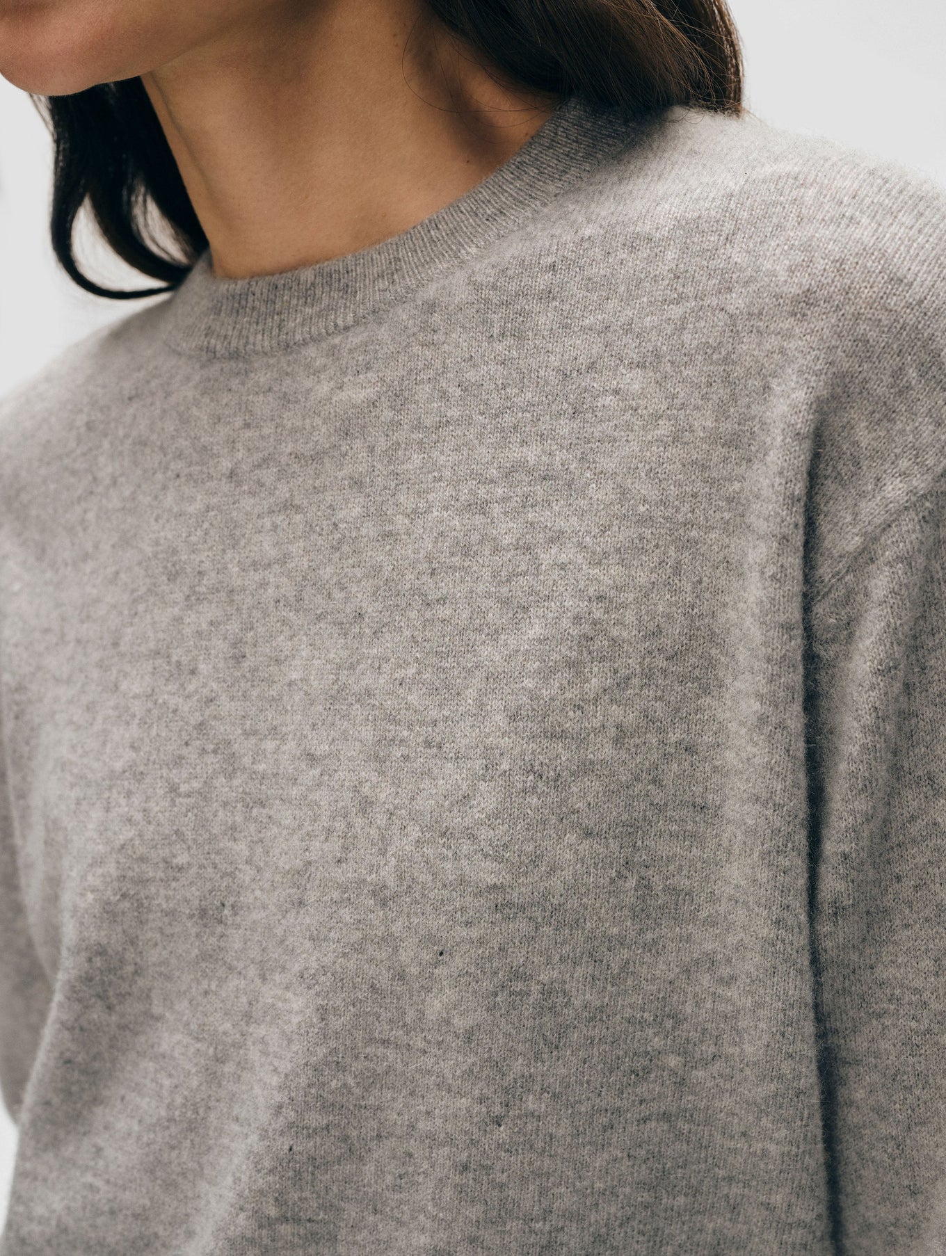 Cashmere Crewneck in Grey Heather