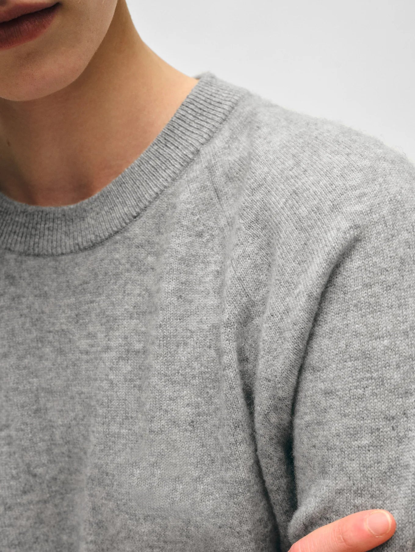 Cashmere Easy Sweatshirt in Grey Heather