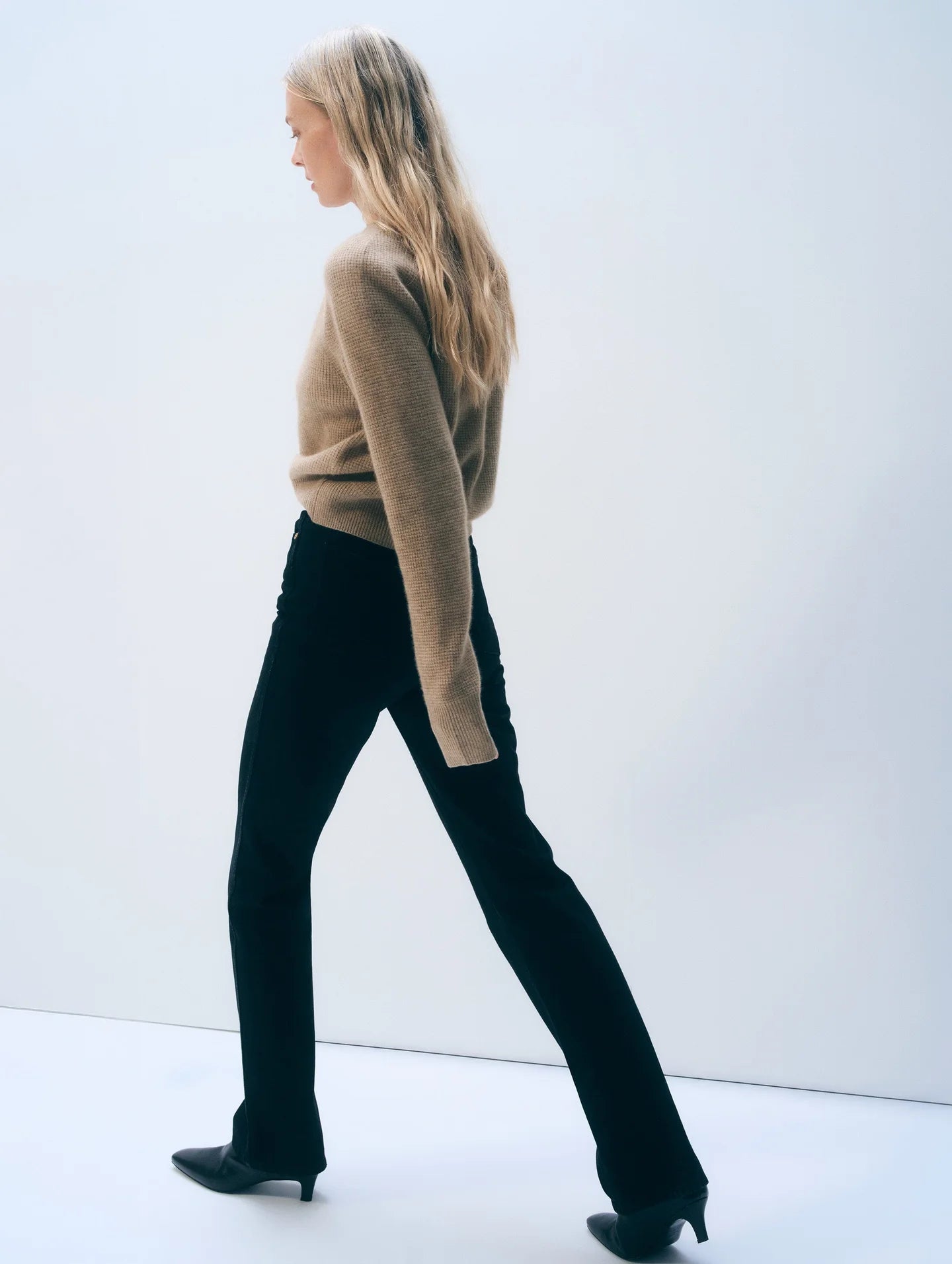 Cashmere Waffle Cardigan in Dark Umber