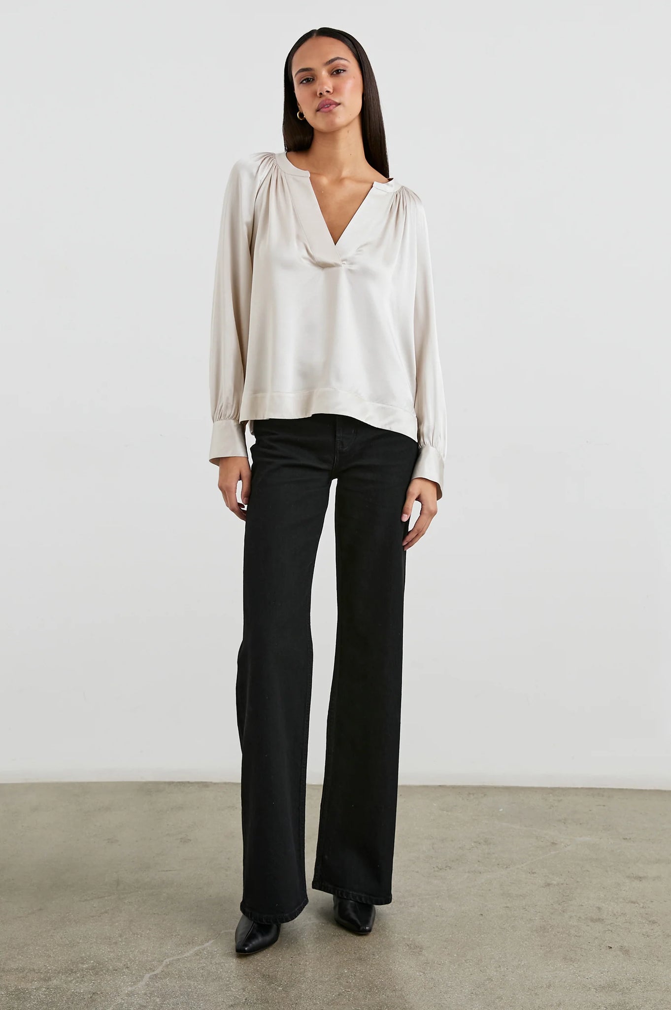 Wynna Top in Ivory