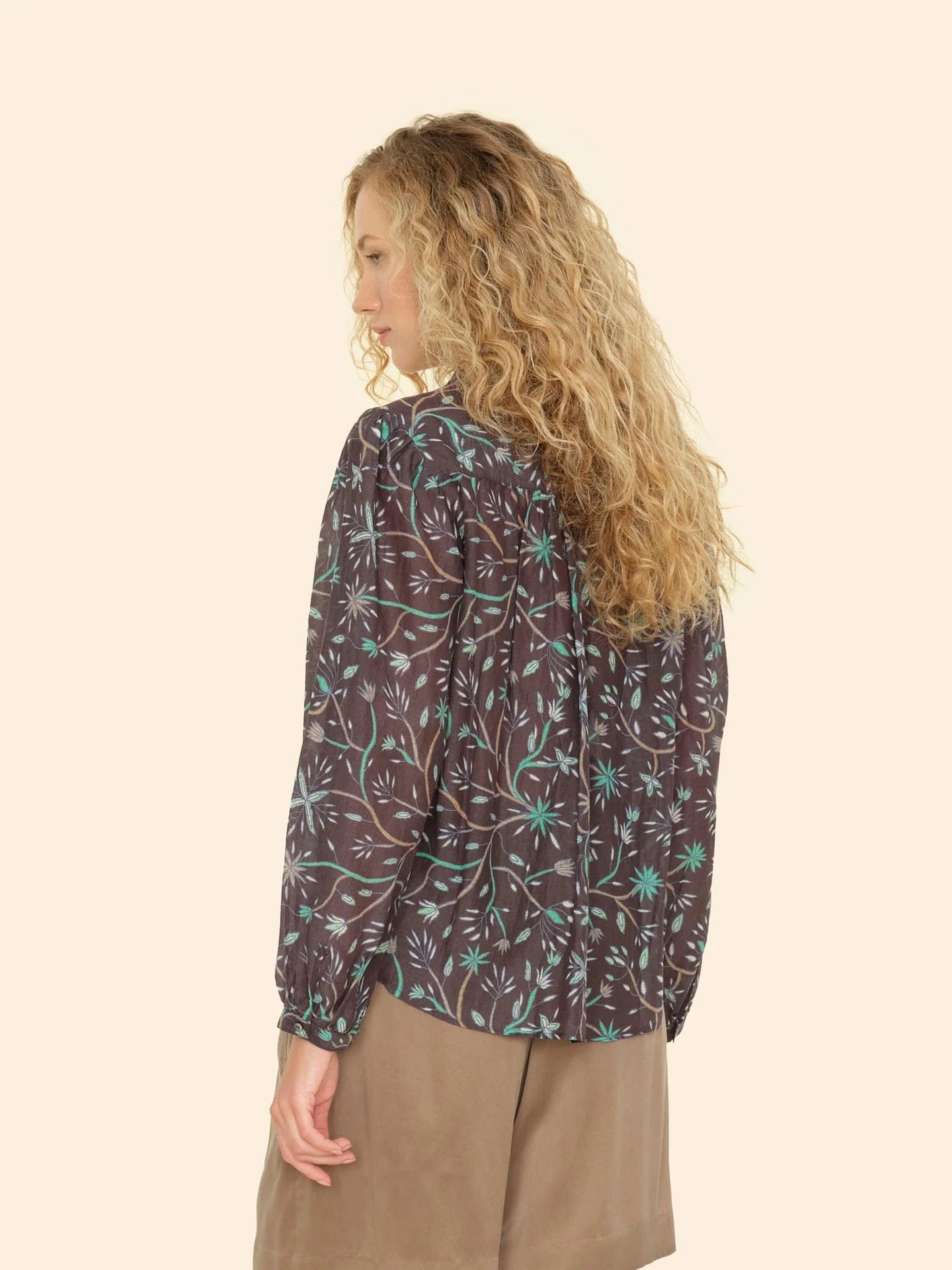 Belle Shirt in Graphite Mint